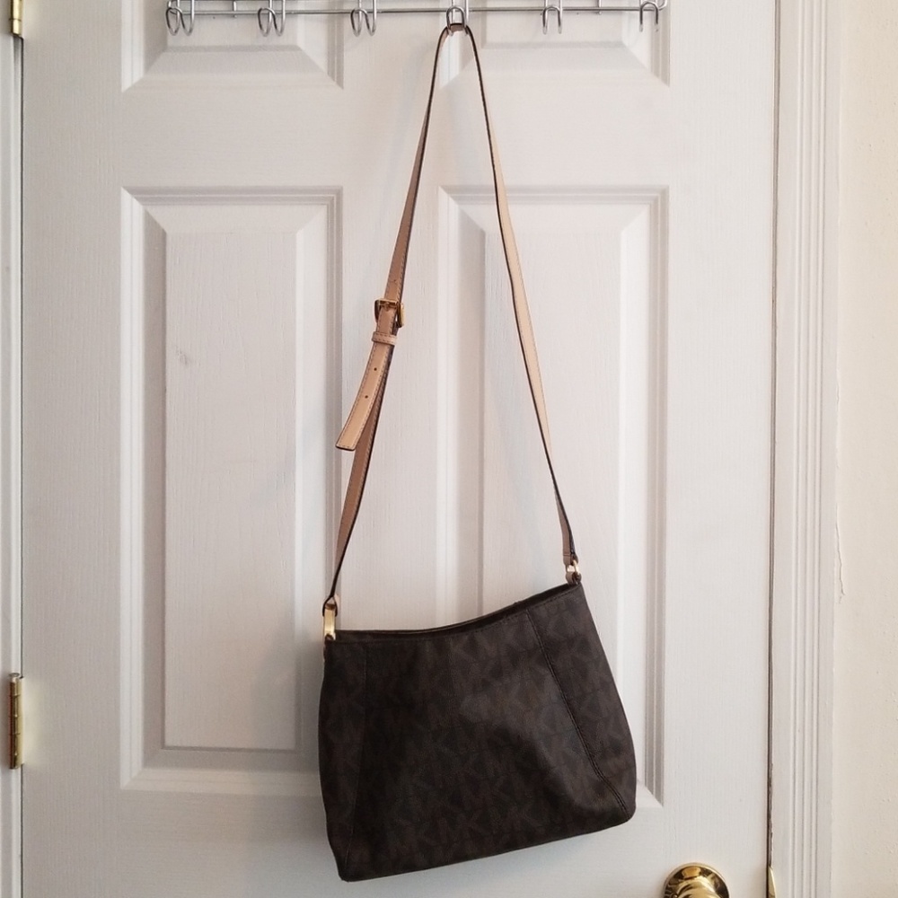 Michael Kors Crossbody